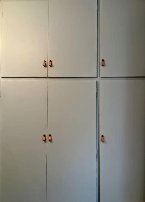 Beautiful 1 Bedroom Flat Near Olympic Stadium * Athene